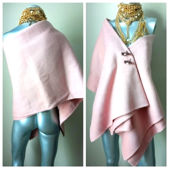 MODA INTERNATIONAL High-Low Barbie Pinks Tortoise Shell Buttons Shrug - Picture 8 of 9